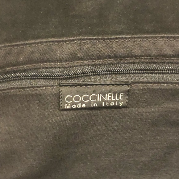 Coccinelle Shoulder Bag with Flap, aniline leather EUC Made in Italy - Picture 3 of 7